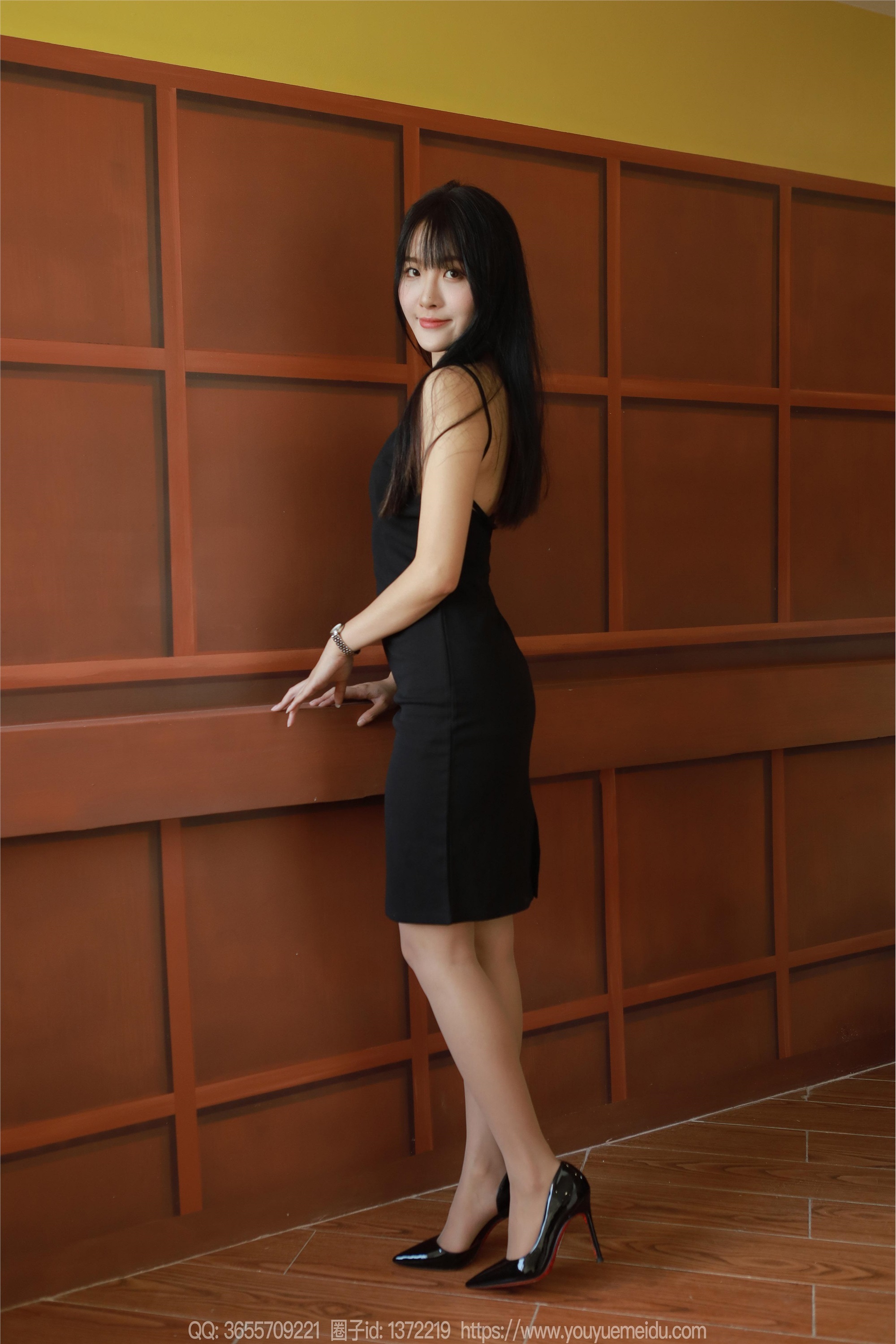 IESS异思趣向  2024.09.22 丝享家 1852 婉萍《黑色礼裙（上）》